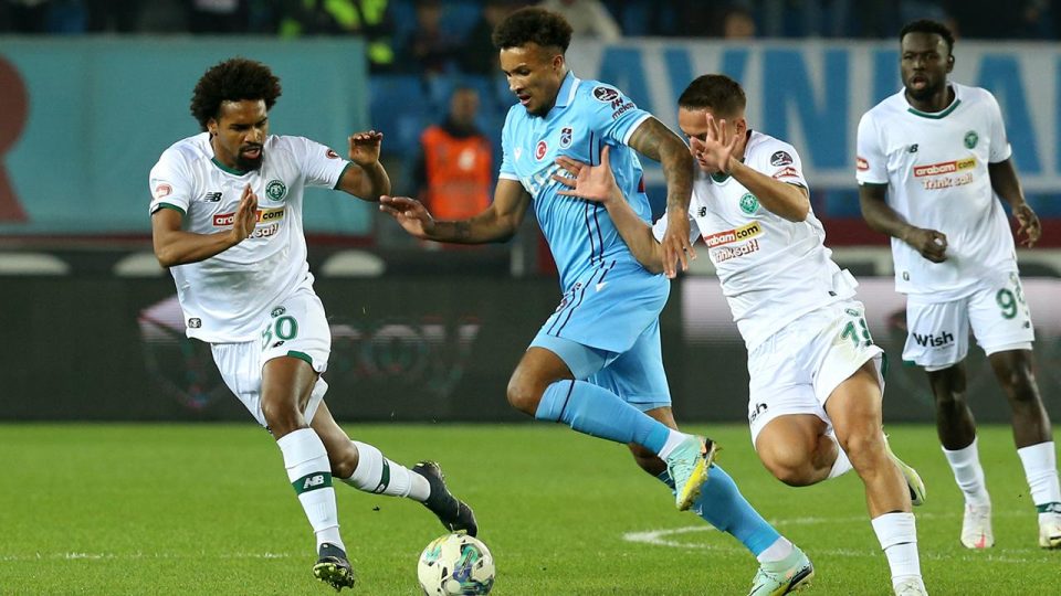 Abdullah Avcı’dan 4 değişiklik