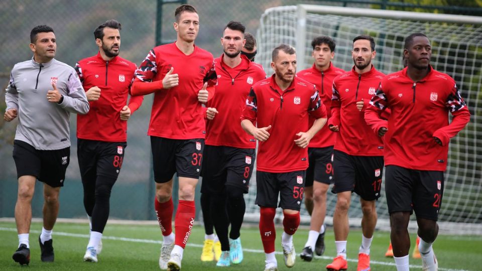 Sivasspor Fenerbahçe maçına hazır