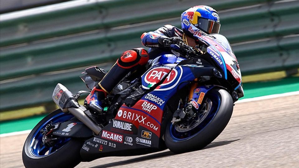 Milli motosikletçiler şampiyonalarda ilk 3’te