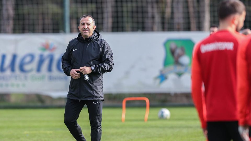 Ümraniyespor’da hedef ligde kalan bölümü daha verimli geçirebilmek