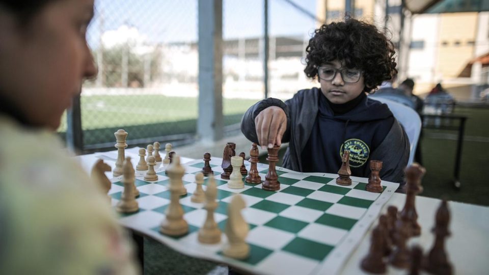 Gazze’de öğrenciler arası satranç turnuvası yapıldı
